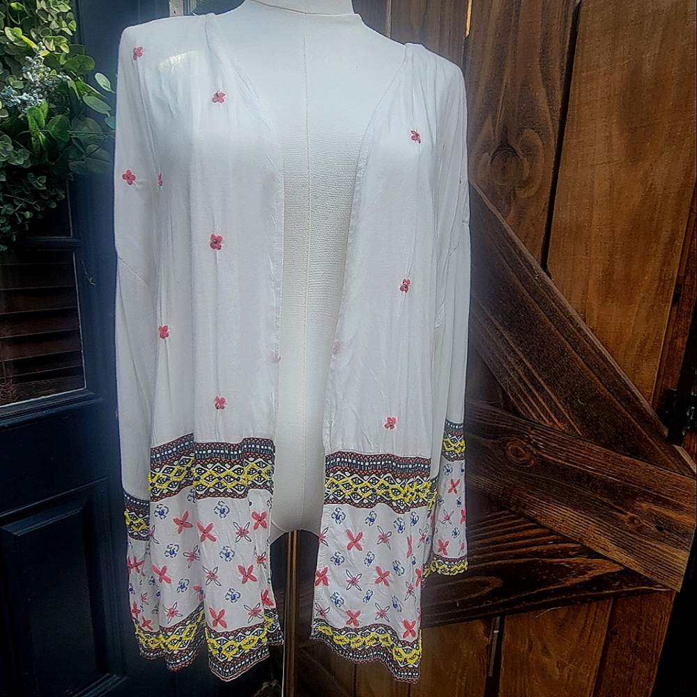 RD & KOKO EMBROIDERED BEADED JACKET WITH BELL SLEEVES NWT SZ L